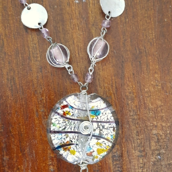 HAMMERED SILVER GLASS PENDANT - Picture 2 of 6